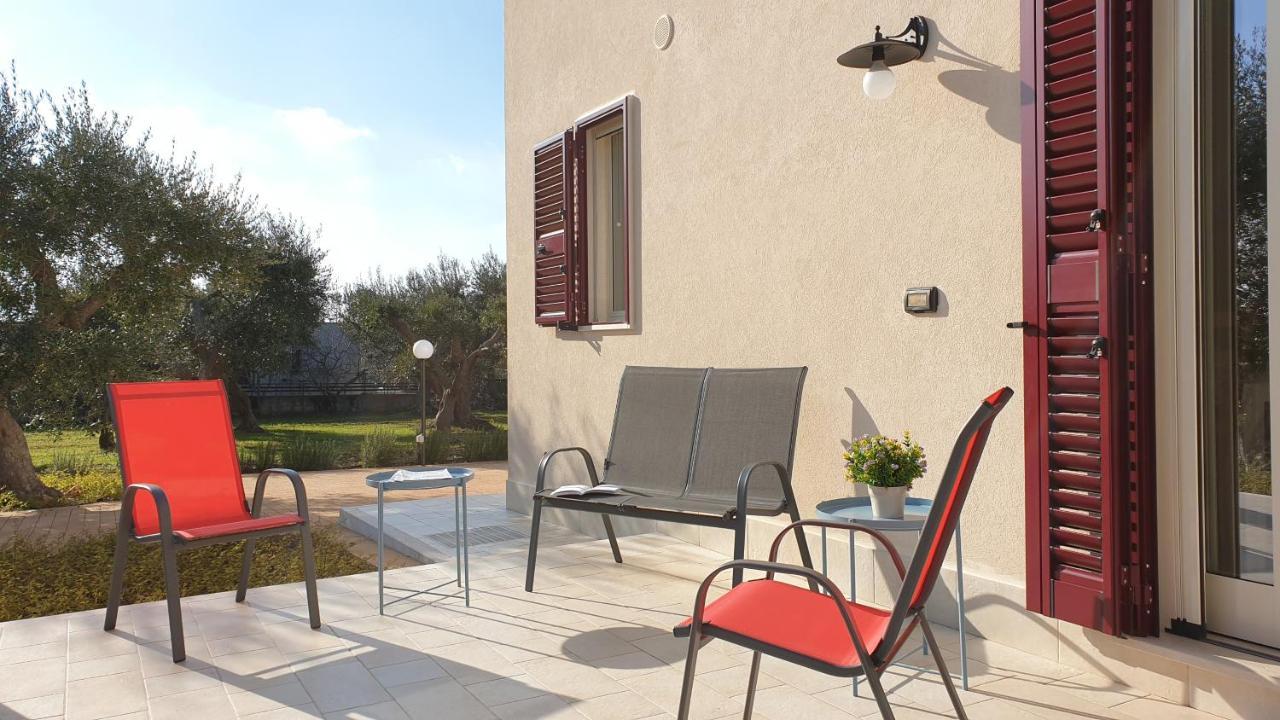 Tra Gli Ulivi Villa Putignano Bagian luar foto