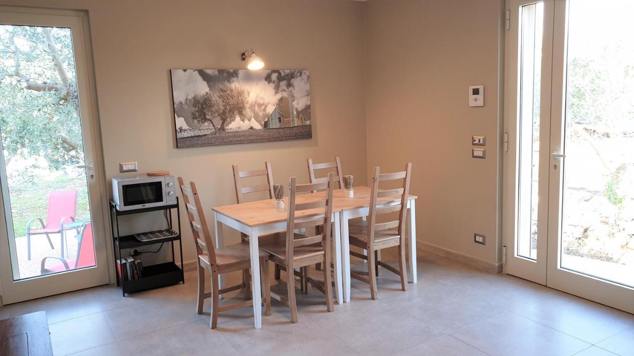 Tra Gli Ulivi Villa Putignano Bagian luar foto